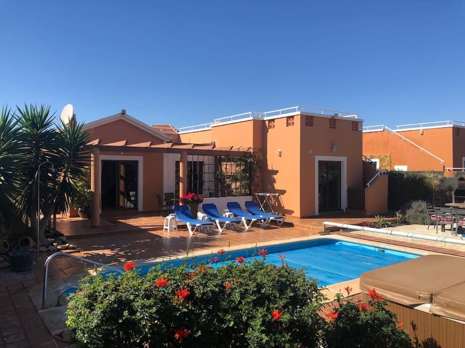 Casa Piedra, Luxury Family Front Line Golf, Hot Tub,Pool Table, 8 Pers, Caleta De Fuste Villa Ngoại thất bức ảnh